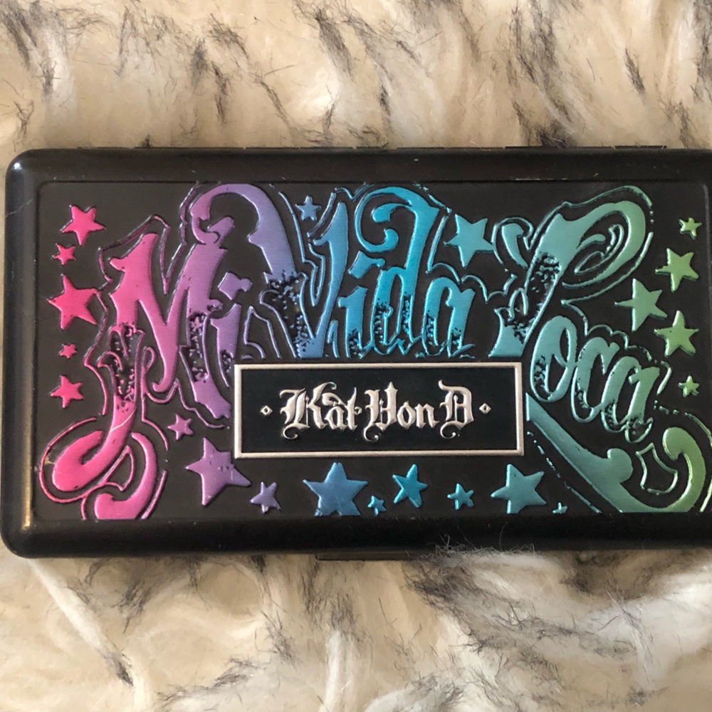 Kat Von D eyeshadow palette